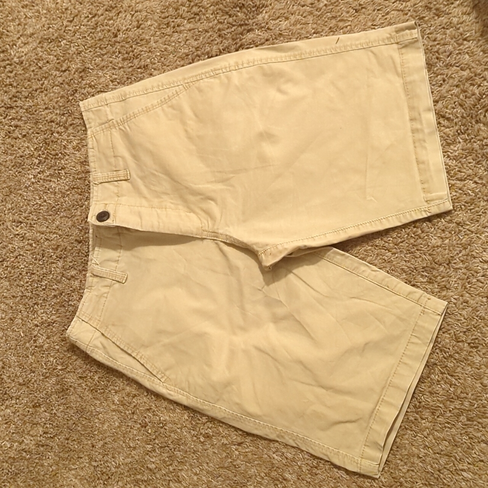 Nice flat front khaki shorts